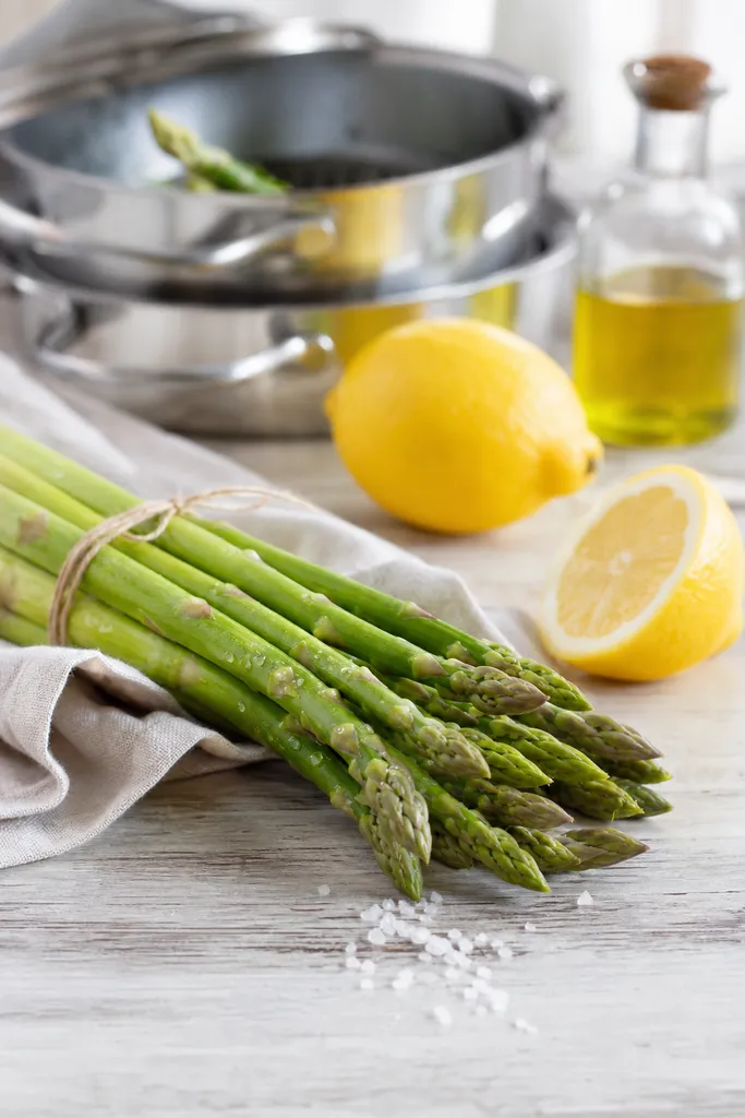 Temps cuisson asperges vertes : le guide simple pour les garder fermes